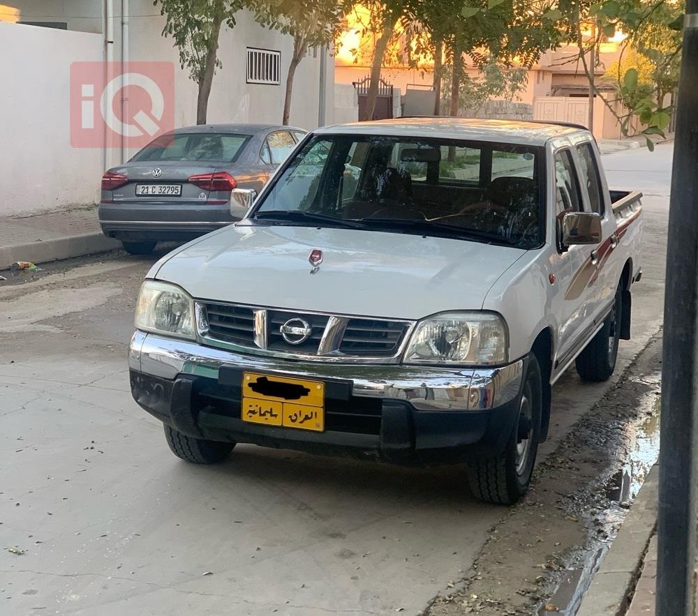 نيسان بيك اب